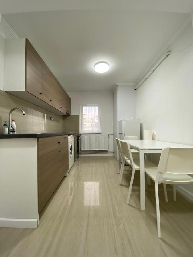 Apartament Apartment ลูโกจ ภายนอก รูปภาพ